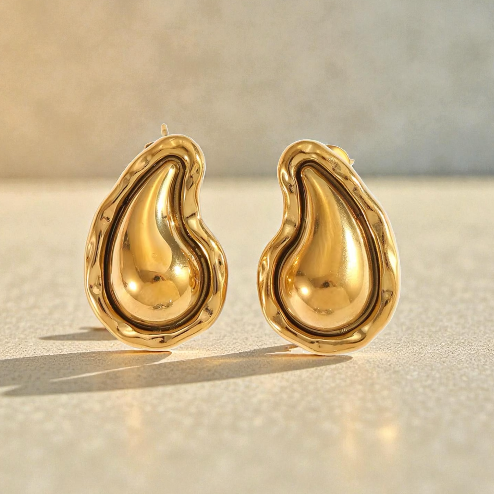 Collier et boucle d'oreille Goutte