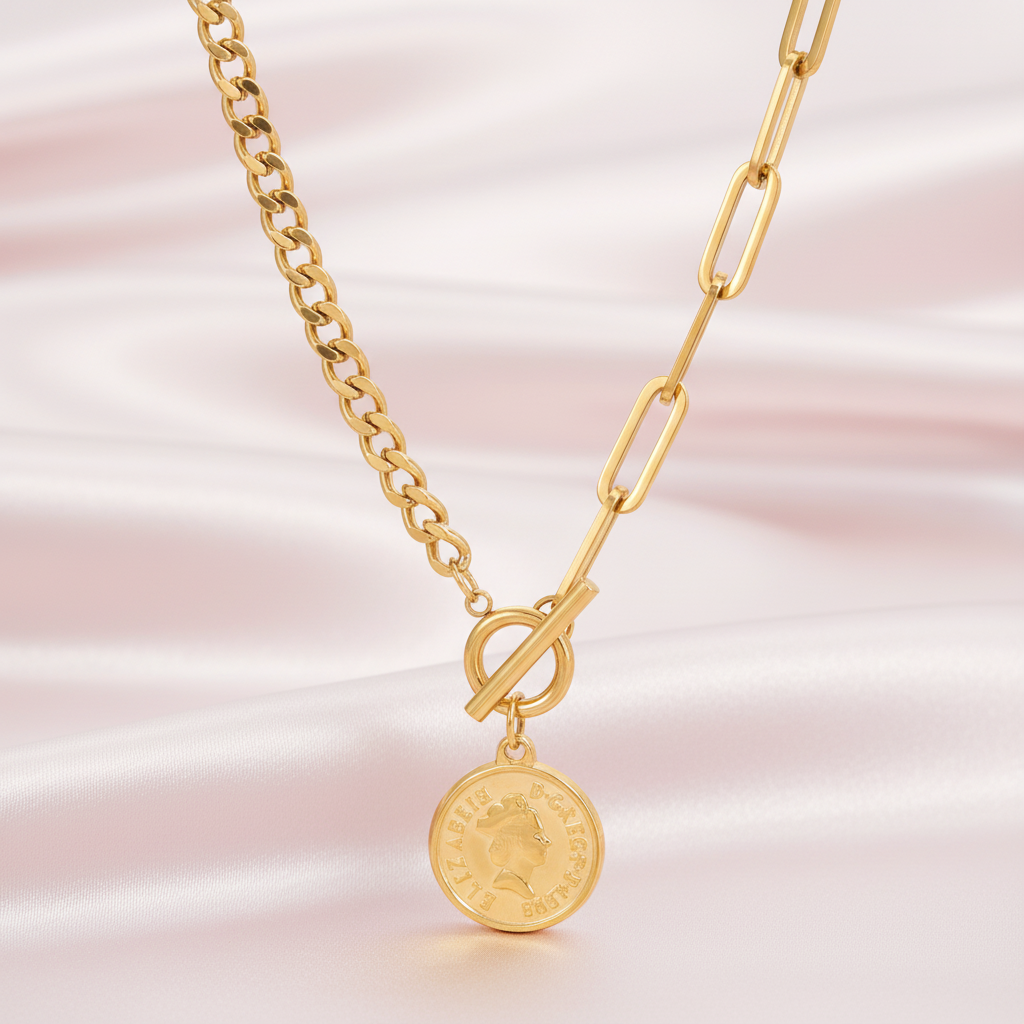 Collier fond soie rose très pâle