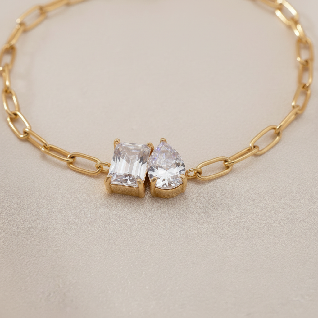 Les deux strass côte à côte